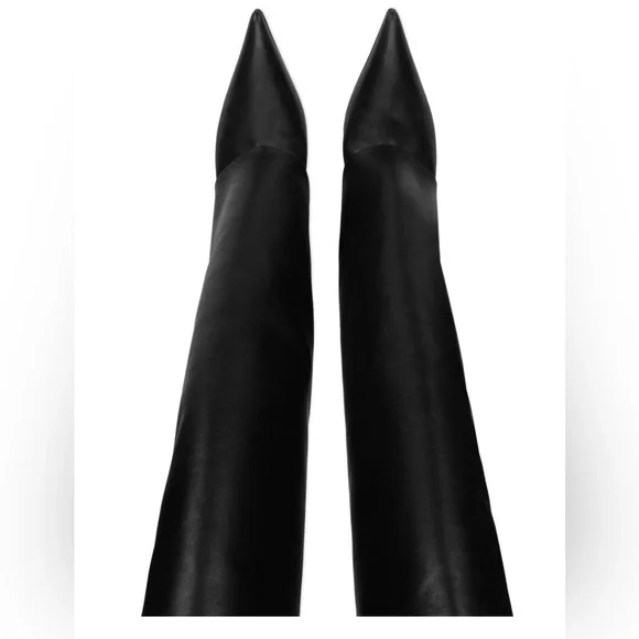 Dolce & Gabbana  DG Plaque Pointed-Toe Knee Boots Black Heels Size 39 (8) - Picture 8 of 9